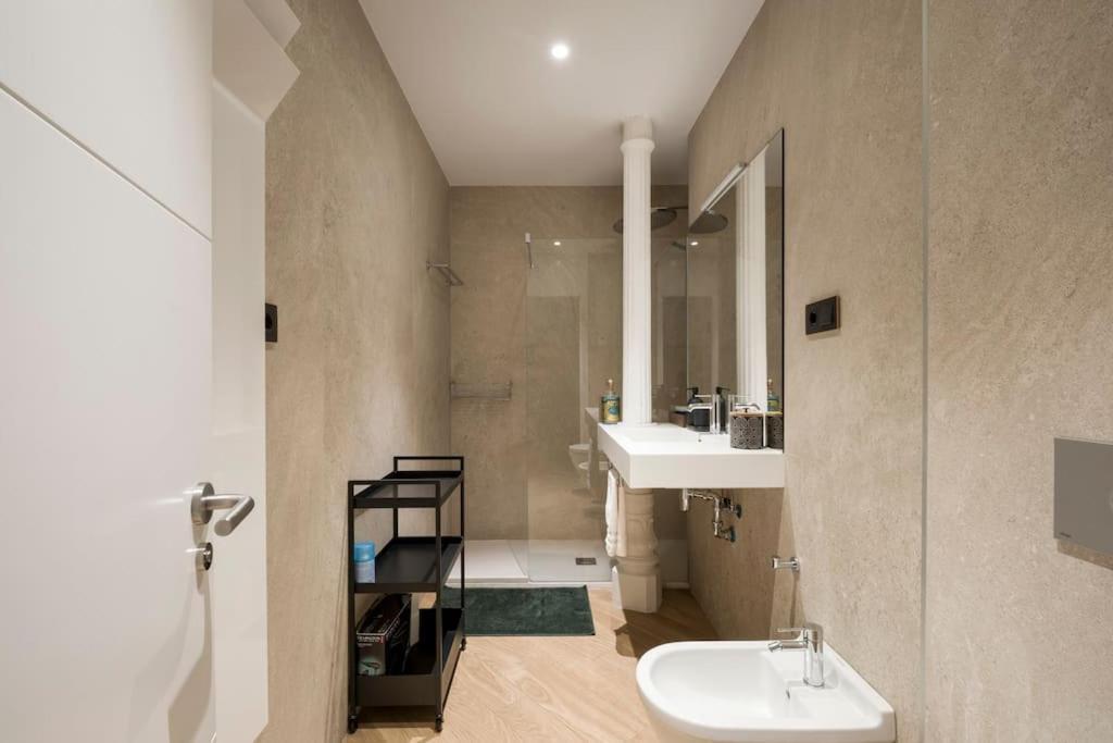 Lujoso Apartamento Cerca De Plaza Mayor Madrid Ngoại thất bức ảnh