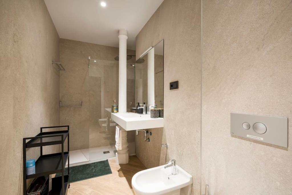 Lujoso Apartamento Cerca De Plaza Mayor Madrid Ngoại thất bức ảnh
